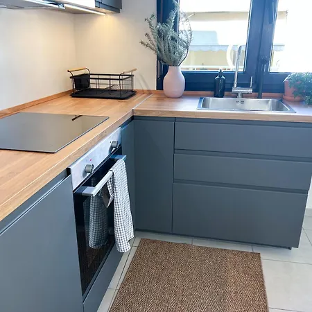 Lejlighed Cheap, Near & Easy Parking - By Solstad