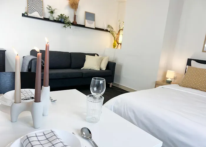 Cheap, Near & Easy Parking - By Solstad Apartament Kawala