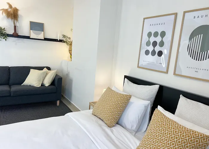 Apartament Cheap, Near & Easy Parking - By Solstad Kawala